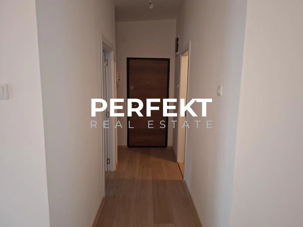 Prodaja, trosoban stan, 87m², Centar, Pančevo