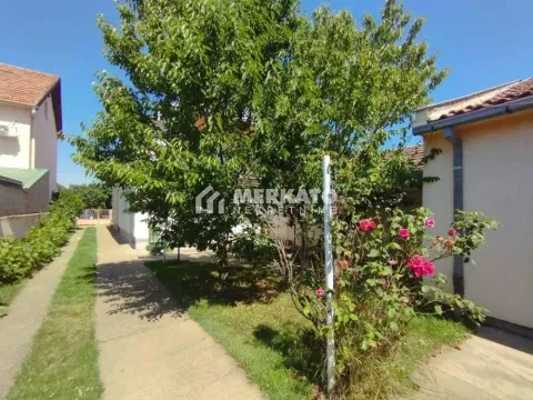Prodaja, kuća, 170m², Zeleno Polje, Zrenjanin - image 3