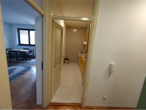 Izdavanje, dvosoban stan, 65m², Niš, Srbija - image 8