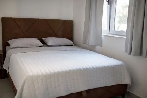 Prodaja, četvorosoban stan, 112m², Risan, Kotor - image 6