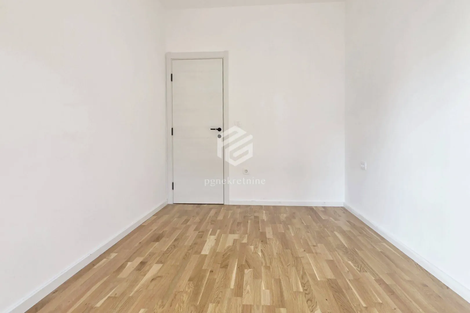 Rent, two bedroom apartment, 64m², Stari Aerodrom, Podgorica