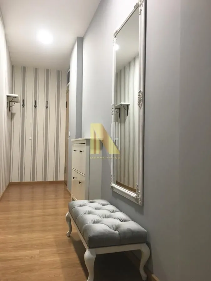 Prodaja, dvosoban stan, 49m², Centar, Novi Sad