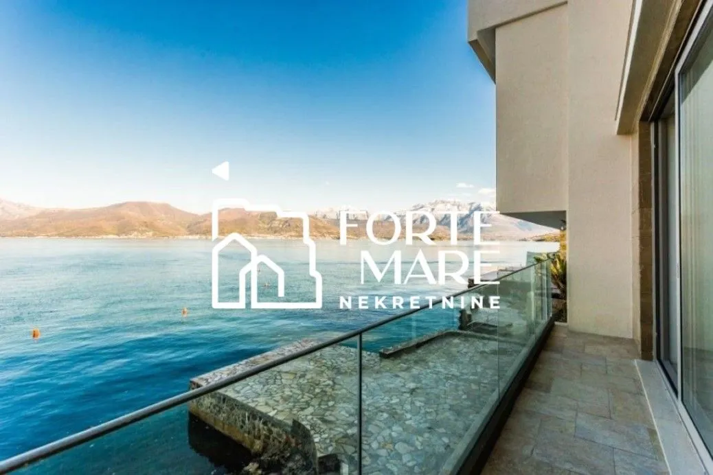 Prodaja, kuća, 240m², Krašići, Tivat