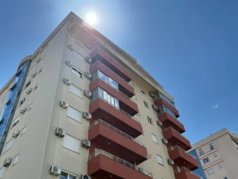 Daily-rent, one bedroom apartment, 55m², Centar, Bar - image 9