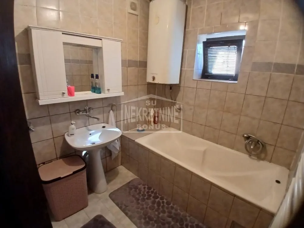 Prodaja, kuća, 240m², Mali Bajmok, Subotica
