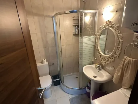 Izdavanje, jednosoban stan, 35m², Stara Varoš, Podgorica - image 2