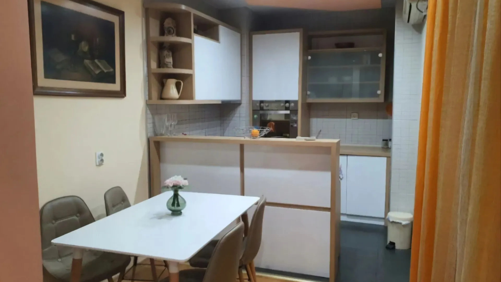 Rent, one bedroom apartment, 65m², Blok 6, Podgorica