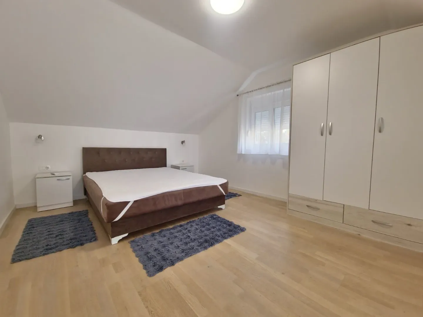 Rent, two bedroom apartment, 70m², Seoce, Budva