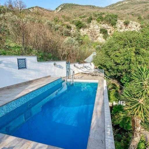 Rent, house, 300m², Bečići, Budva