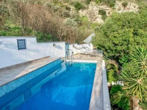 Rent, house, 300m², Bečići, Budva - image 3