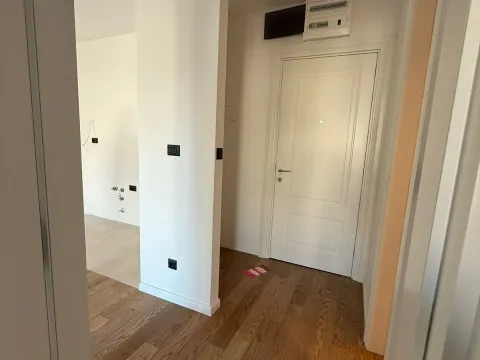 Prodaja, jednosoban stan, 47m², Donja Gorica, Podgorica - image 13