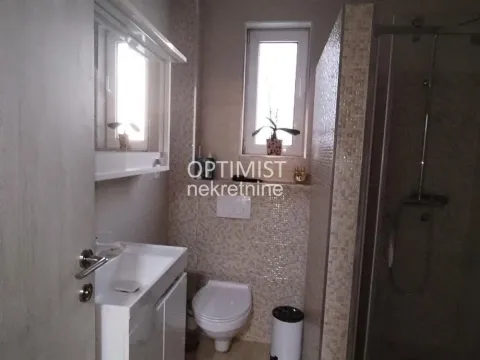 Prodaja, kuća, 194m², Ledine, Beograd - image 7