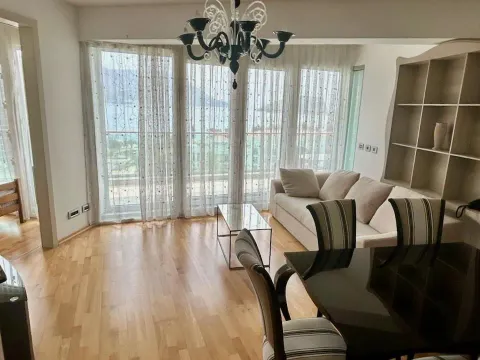 Izdavanje, dvosoban stan, 140m², Centar, Budva - image 6