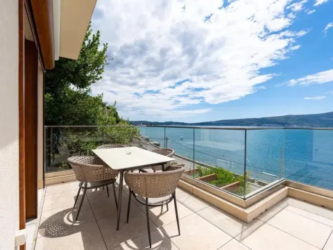 Prodaja, dvosoban stan, 67m², Tivat, Crna Gora - image 2