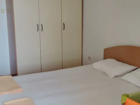 Sale, one bedroom apartment, 49m², Petrovac, Budva - image 4