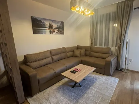 Rent, two bedroom apartment, 69m², City Kvart, Podgorica - image 2