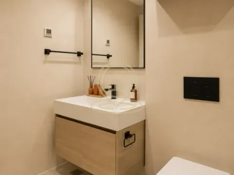Sale, four bedroom apartment, 144m², Savski Venac, Beograd - image 8