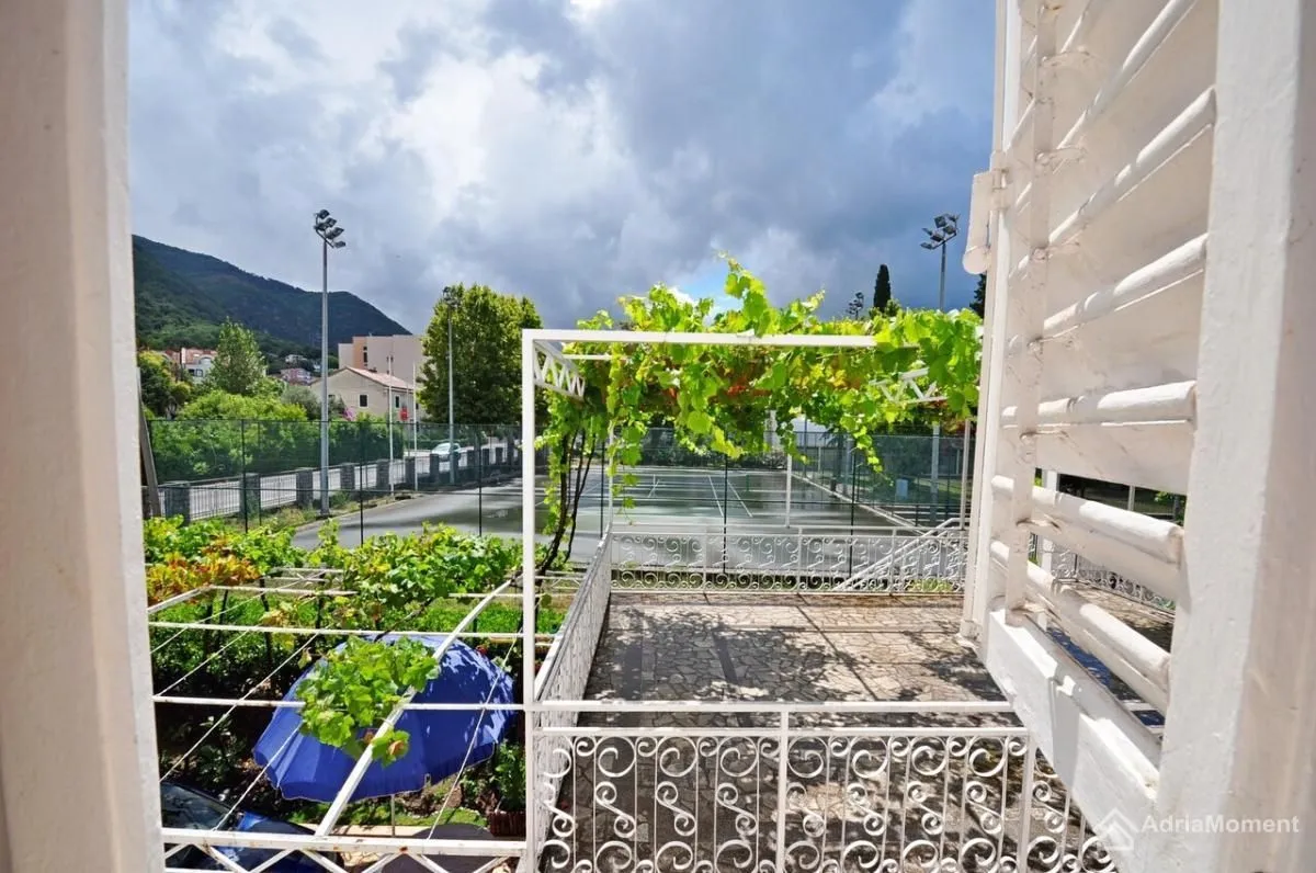 Prodaja, kuća, 377m², Seljanovo, Tivat