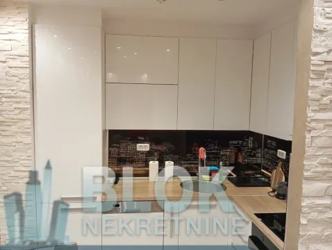 Rent, one bedroom apartment, 48m², City Kvart, Podgorica - image 2