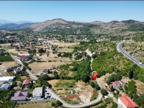 Sale, land lot, 1500m², Farmaci, Podgorica - image 4