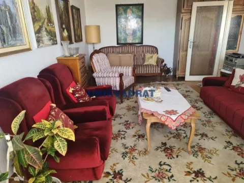 Izdavanje, trosoban stan, 78m², Stari Merkator, Novi Beograd Sve Podlokacije - image 2