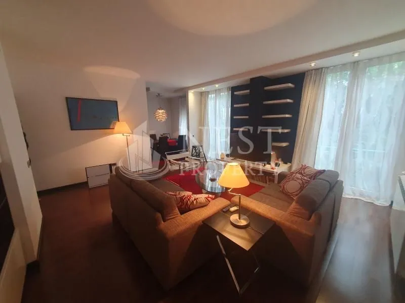 Prodaja, trosoban stan, 87m², Stari Grad, Beograd