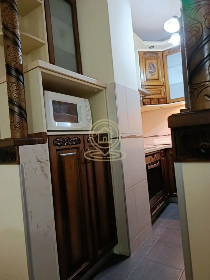 Izdavanje, trosoban stan, 73m², Centar, Novi Sad