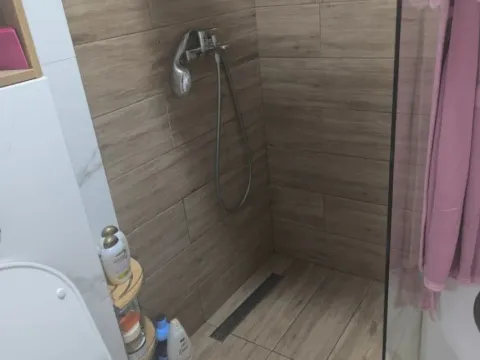 Izdavanje, jednosoban stan, 45m², Pobrežje, Podgorica - image 6