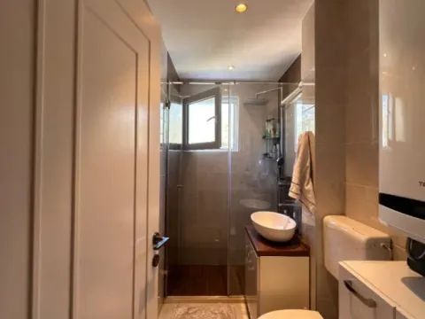 Izdavanje, dvosoban stan, 60m², Topla, Herceg Novi - image 4