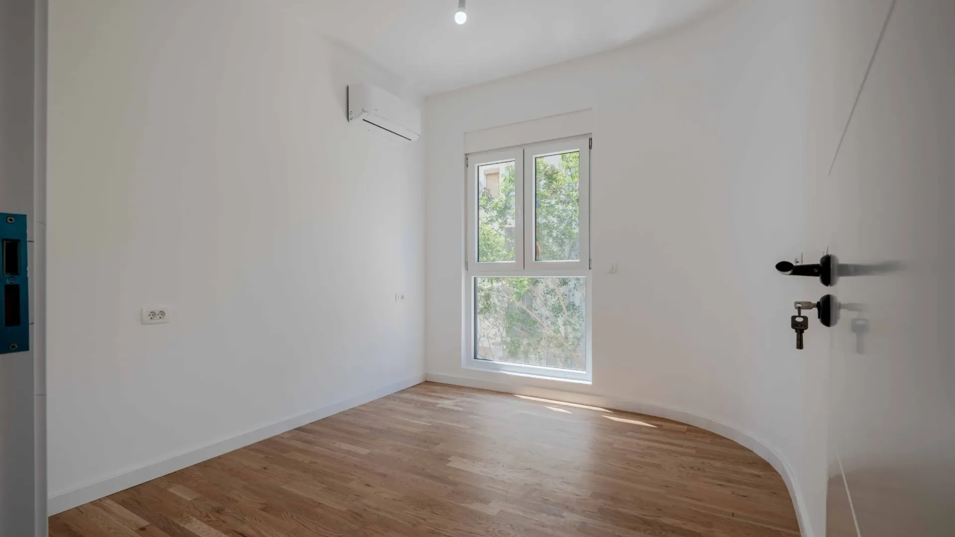 Prodaja, dvosoban stan, 65m², Centar, Bar