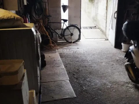 Prodaja, kuća, 324m², Strelište, Pančevo - image 16