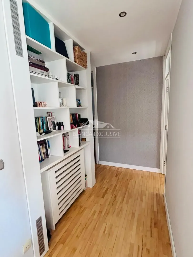 Prodaja, trosoban stan, 74m², Novi Beograd Blok 22, Novi Beograd Sve Podlokacije