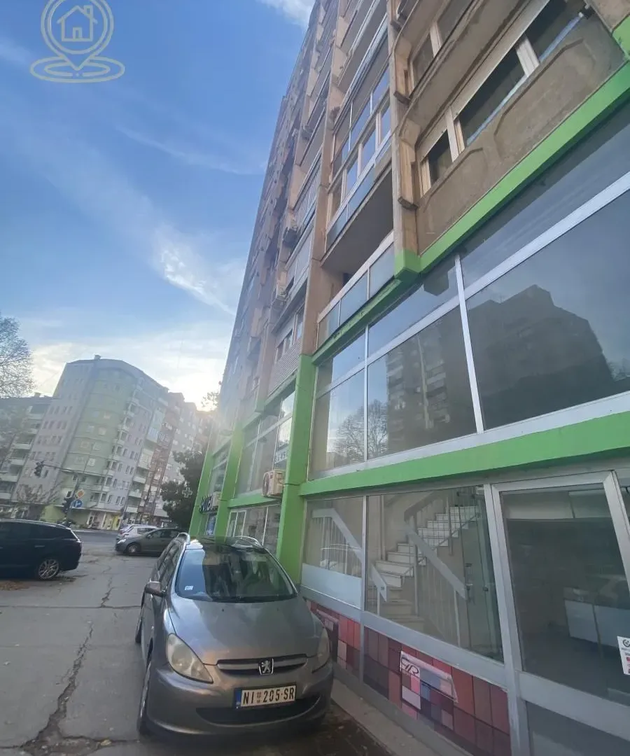 Rent, office space, 240m², Dom zdravlja, Niš