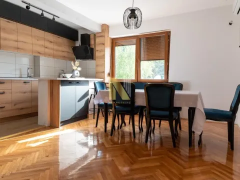 Izdavanje, kuća, 300m², Beočin, Srbija - image 19