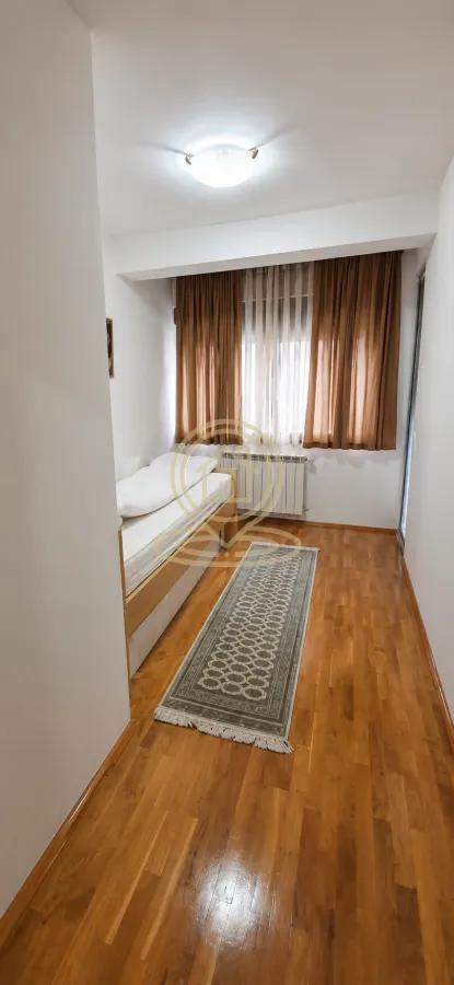 Rent, three bedroom apartment, 87m², Vračar Hram, Vračar Sve Podlokacije