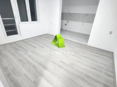 Sale, house, 204m², Crveni Krst, Niš