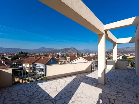 Rent, office space, 600m², Gornja Gorica, Podgorica - image 18