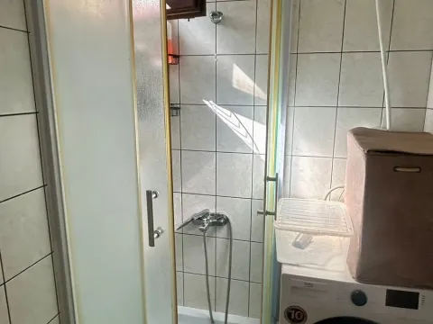 Sale, one bedroom apartment, 39m², Velji Vinogradi, Budva - image 12