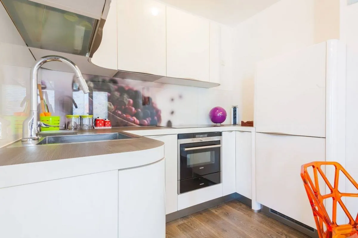 Sale, two bedroom apartment, 60m², Sveti Stefan, Budva