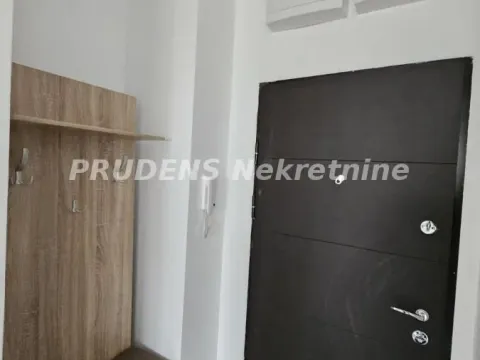 Rent, one bedroom apartment, 35m², Ledine, Beograd - image 10