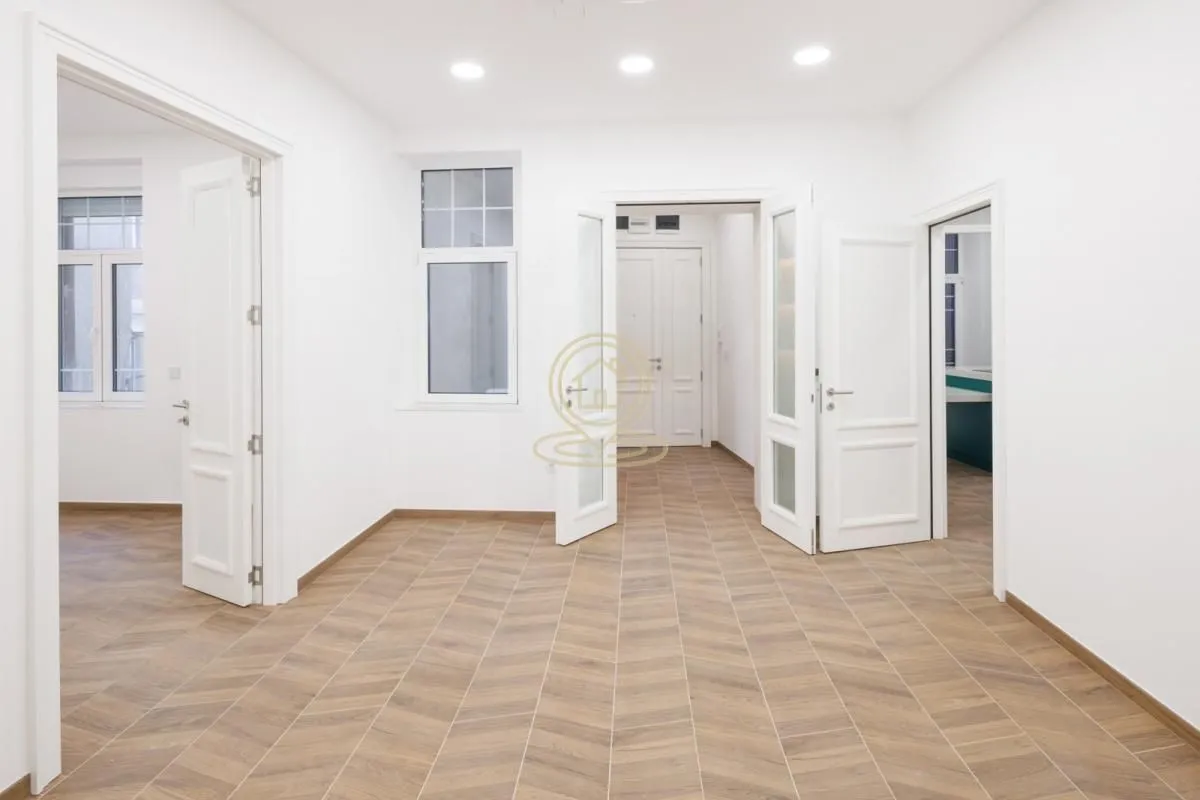 Rent, office space, 120m², Stari Grad, Beograd