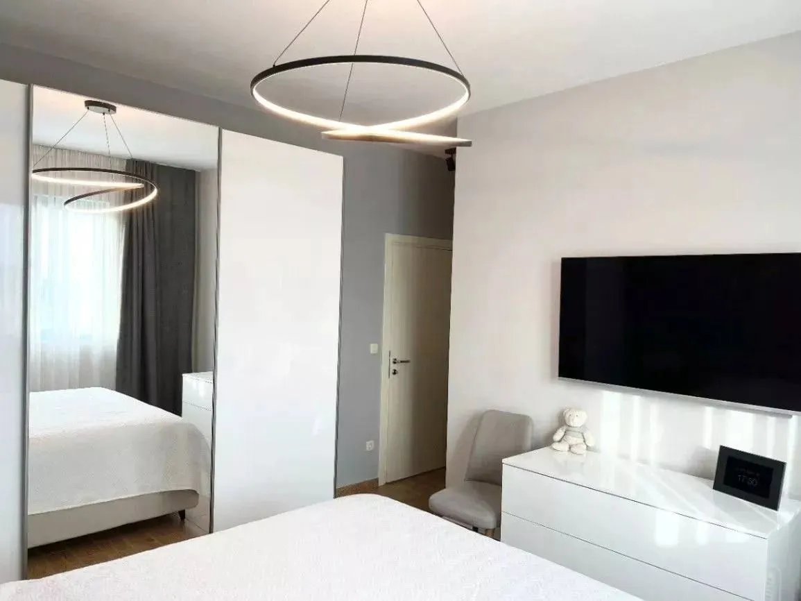 Sale, two bedroom apartment, 81m², Bečići, Budva