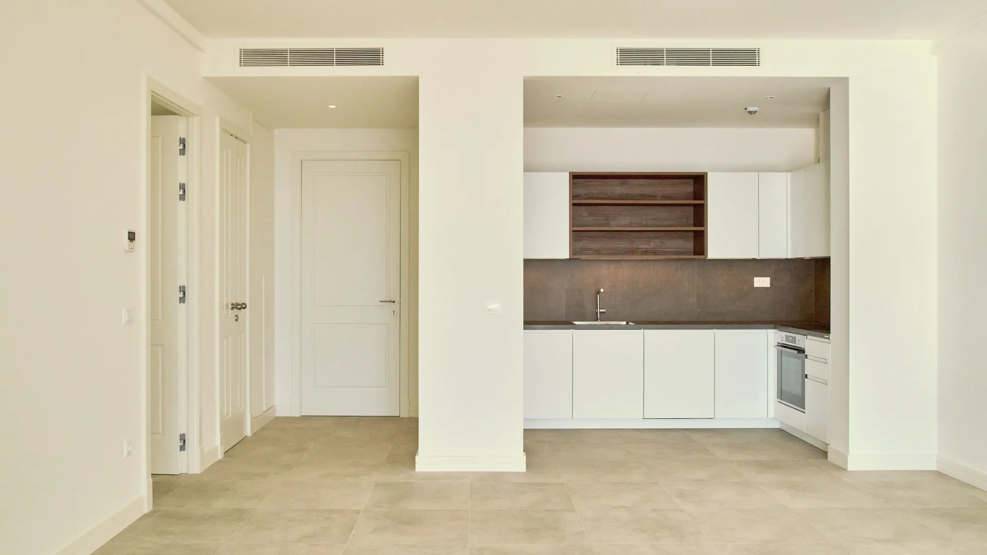 Prodaja, dvosoban stan, 104m², Luštica Bay, Tivat