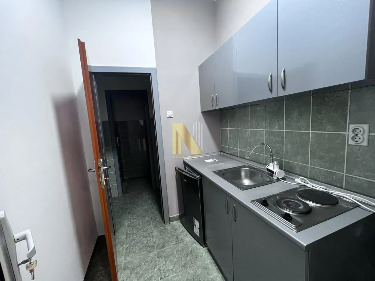 Rent, office space, 160m², Centar, Novi Sad