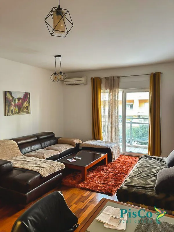 Izdavanje, jednosoban stan, 53m², City Kvart, Podgorica