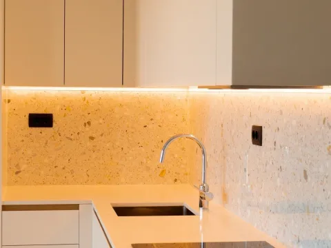 Prodaja, jednosoban stan, 61m², Tivat, Crna Gora - image 12