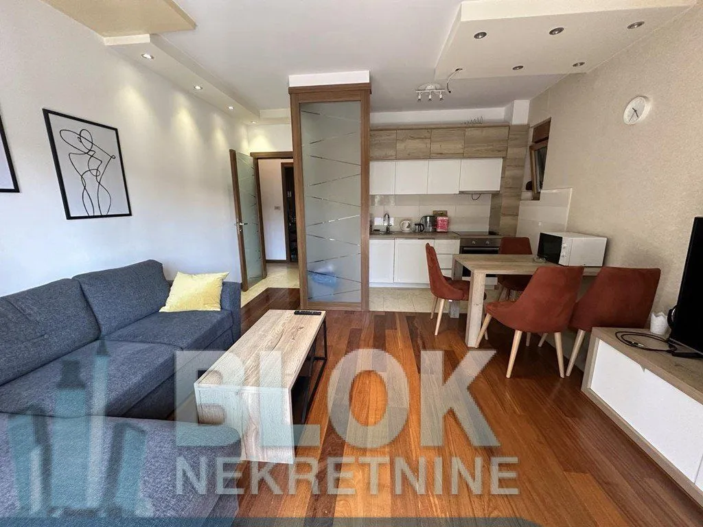 Rent, one bedroom apartment, 64m², Centar, Podgorica