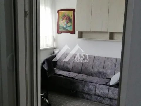 Izdavanje, dvosoban stan, 45m², Telep, Novi Sad Sve Podlokacije - image 6