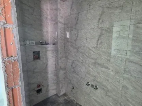 Sale, three bedroom apartment, 78m², Južni Bulevar, Vračar Sve Podlokacije - image 10