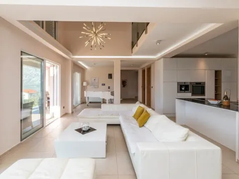 Prodaja, kuća, 300m², Sveti Stasije, Kotor - image 2